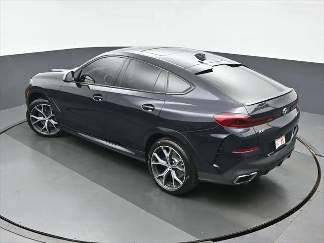 2021 BMW X6 M50i