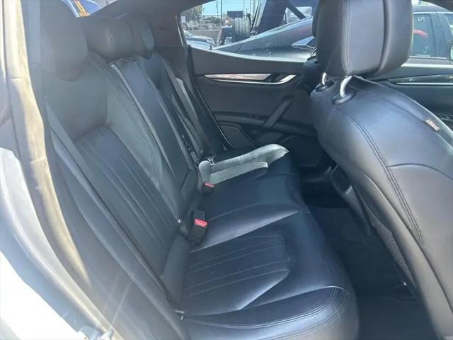 2017 Maserati Ghibli Standard