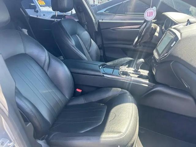 2017 Maserati Ghibli Standard