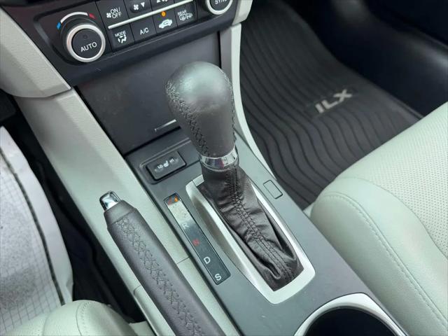2016 Acura ILX Technology Plus Package