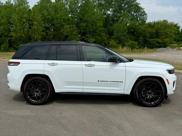 2025 Jeep Grand Cherokee Summit Reserve 4x4