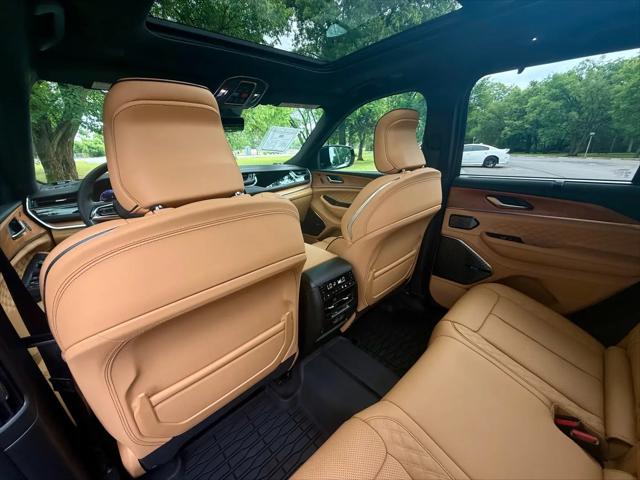 2025 Jeep Grand Cherokee Summit Reserve 4x4