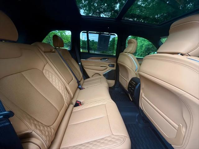 2025 Jeep Grand Cherokee Summit Reserve 4x4