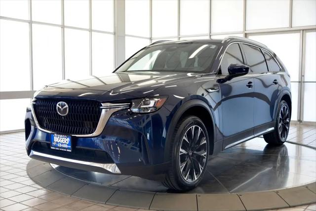 2024 Mazda X-90 Premium Plus