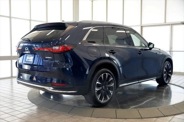 2024 Mazda X-90 Premium Plus