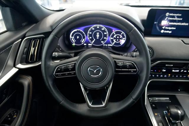 2024 Mazda X-90 Premium Plus