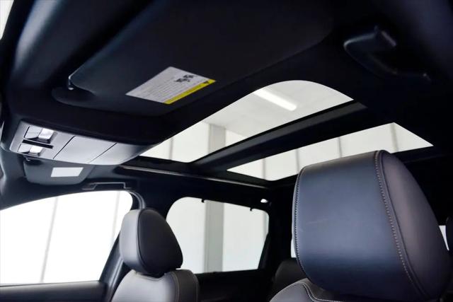 2024 Mazda X-90 Premium Plus