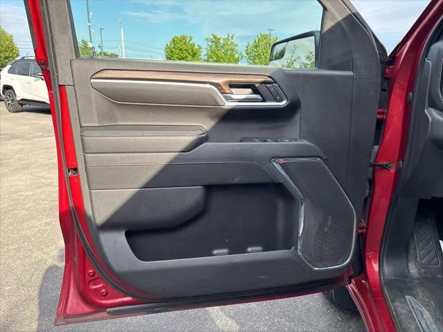 2023 Chevrolet Silverado 1500 4WD Crew Cab Short Bed RST