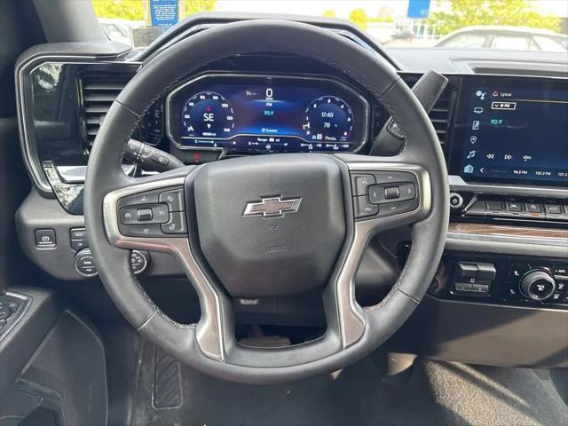 2023 Chevrolet Silverado 1500 4WD Crew Cab Short Bed RST