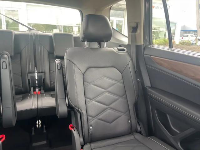 2026 Volkswagen Atlas SE with Technology