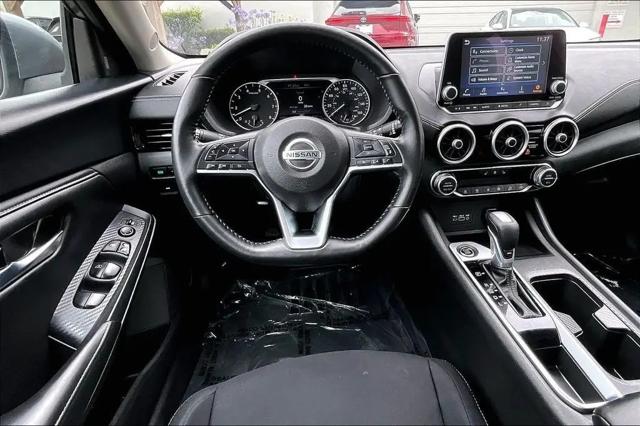 2023 Nissan Sentra SV Xtronic CVT