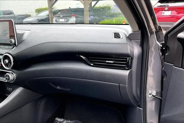 2023 Nissan Sentra SV Xtronic CVT