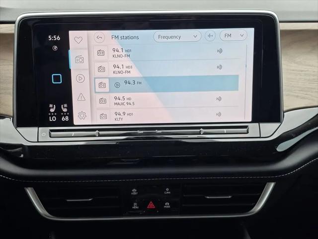 2026 Volkswagen Atlas SE with Technology