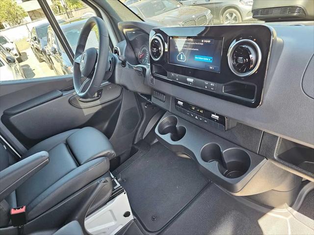 2026 Mercedes-Benz Sprinter 2500 Standard Roof 4-Cyl Diesel