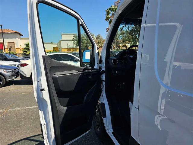 2026 Mercedes-Benz Sprinter 2500 Standard Roof 4-Cyl Diesel