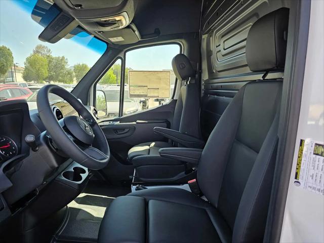 2026 Mercedes-Benz Sprinter 2500 Standard Roof 4-Cyl Diesel