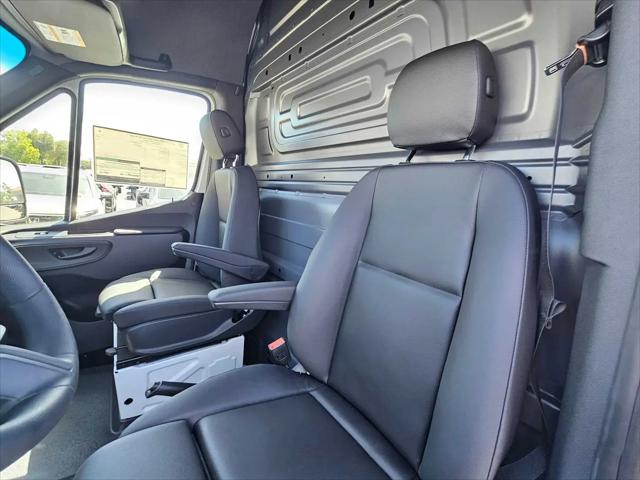 2026 Mercedes-Benz Sprinter 2500 Standard Roof 4-Cyl Diesel