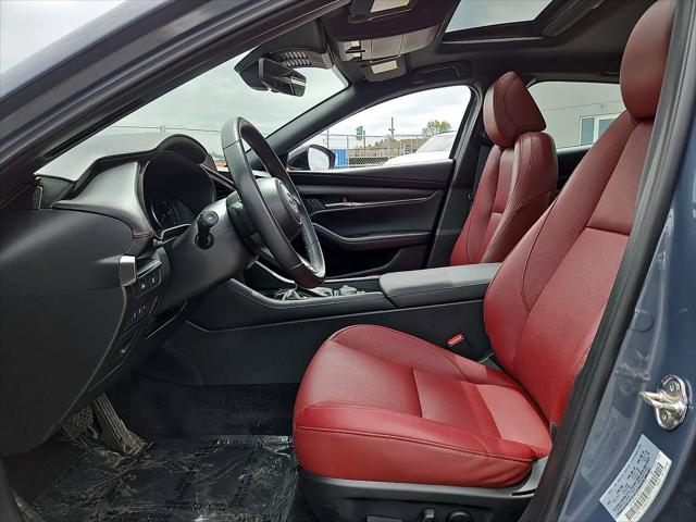 2025 Mazda Mazda3 2.5 S Carbon Edition