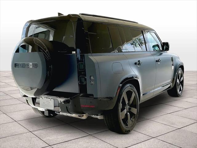2026 Land Rover Defender P400 X-Dynamic SE