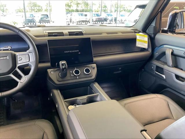 2026 Land Rover Defender P400 X-Dynamic SE