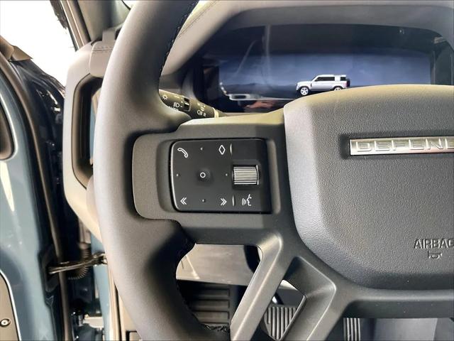 2026 Land Rover Defender P400 X-Dynamic SE