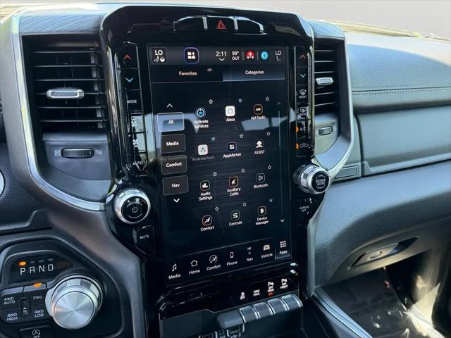 2023 Ram 1500 Laramie Crew Cab 4x4 5'7" Box
