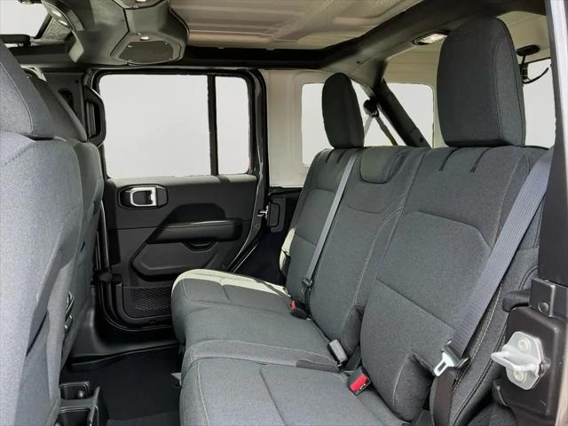 2026 Jeep Wrangler 4-Door Sahara 4x4