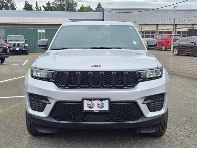 2025 Jeep Grand Cherokee Altitude X 4x4