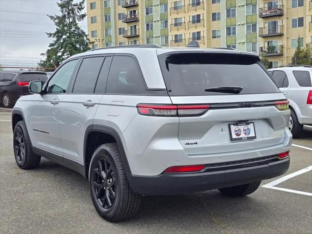2025 Jeep Grand Cherokee Altitude X 4x4