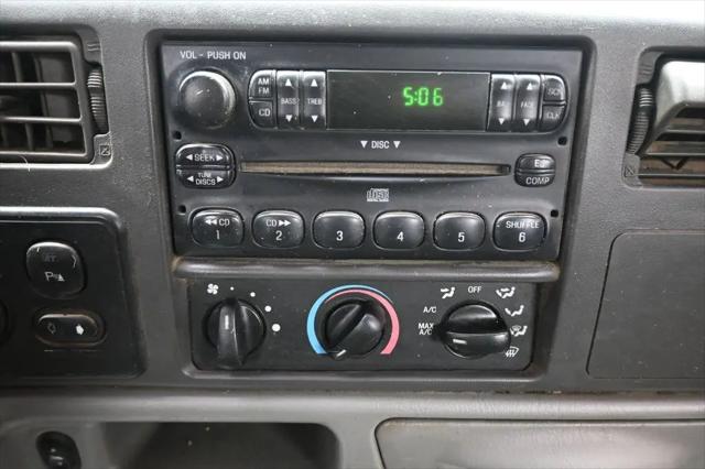 2004 Ford F-350 XL