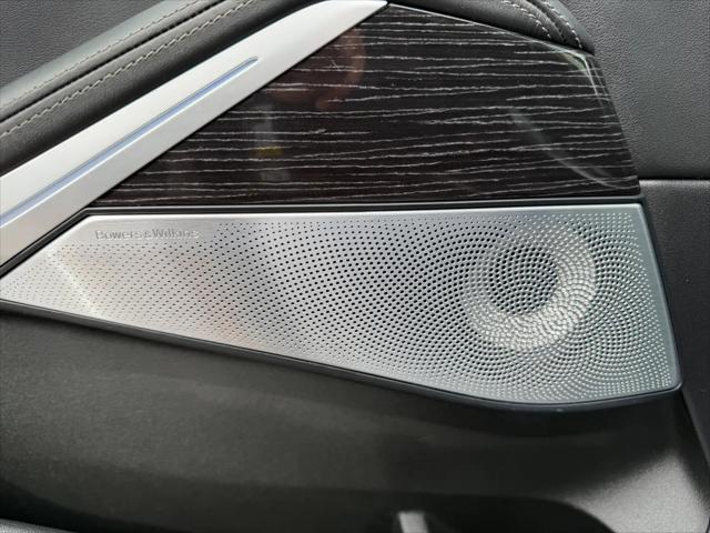 2024 BMW X7 M60i
