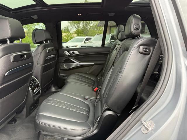 2024 BMW X7 M60i