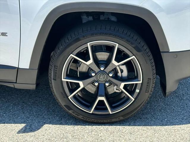 2026 Jeep Cherokee Overland 4x4