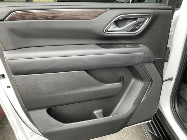 2022 Chevrolet Suburban 4WD LS