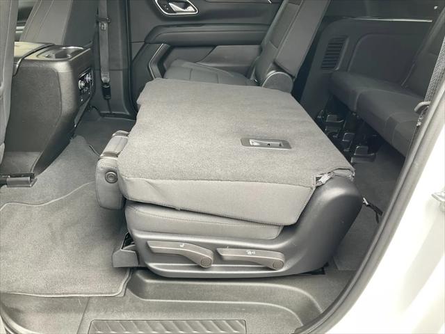2022 Chevrolet Suburban 4WD LS