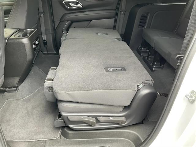 2022 Chevrolet Suburban 4WD LS