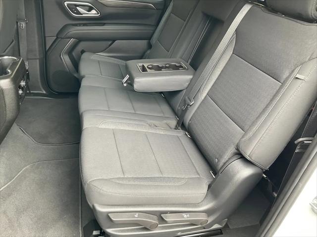 2022 Chevrolet Suburban 4WD LS
