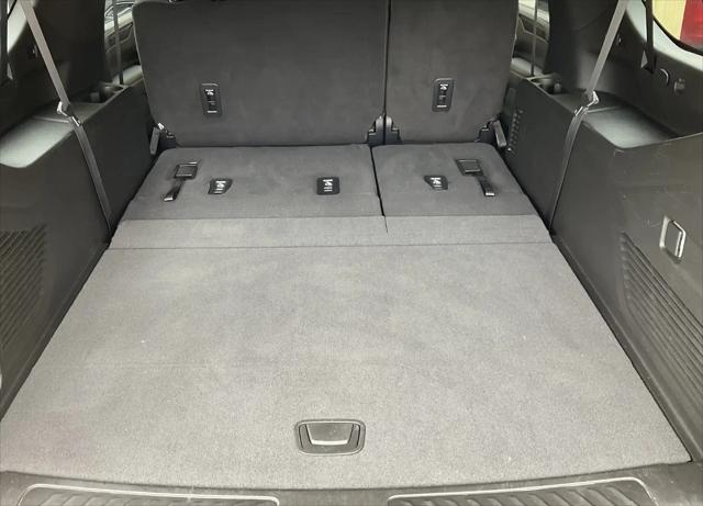 2022 Chevrolet Suburban 4WD LS