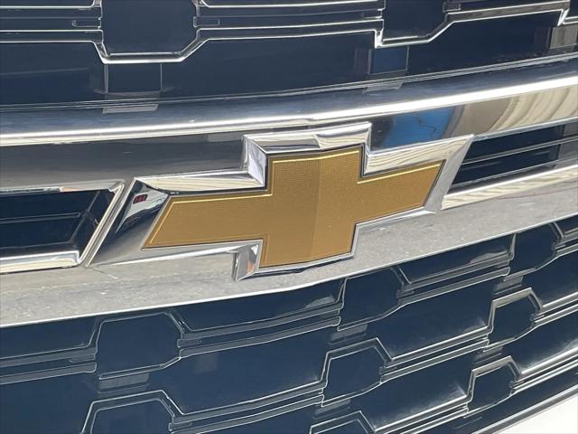 2022 Chevrolet Suburban 4WD LS