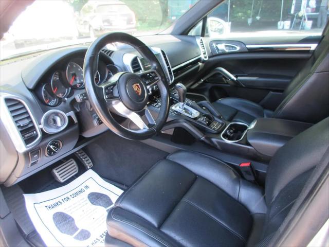 2018 Porsche Cayenne S