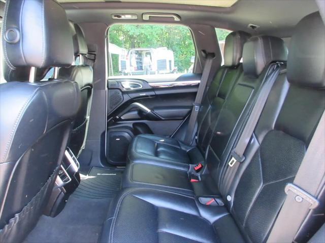 2018 Porsche Cayenne S