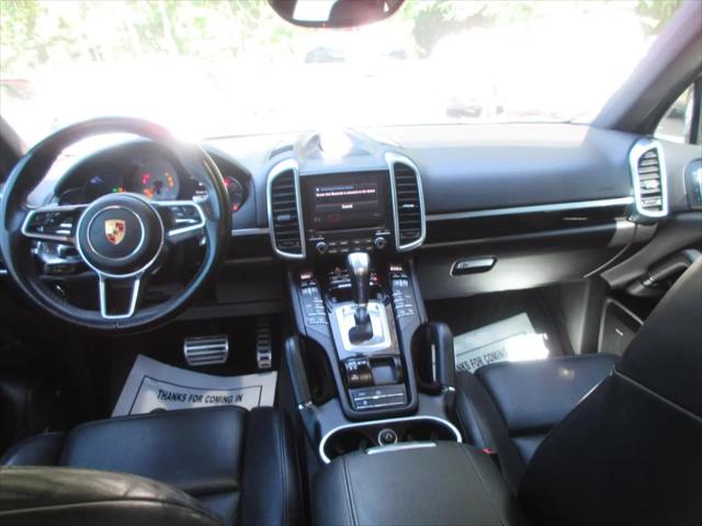 2018 Porsche Cayenne S