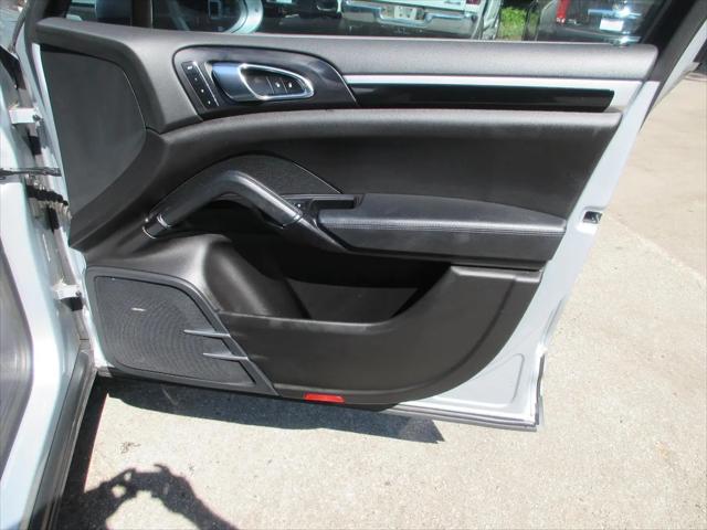 2018 Porsche Cayenne S