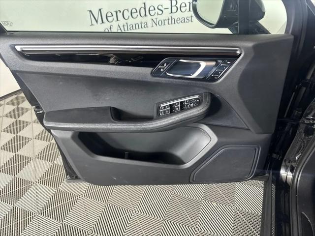 2023 Porsche Macan T