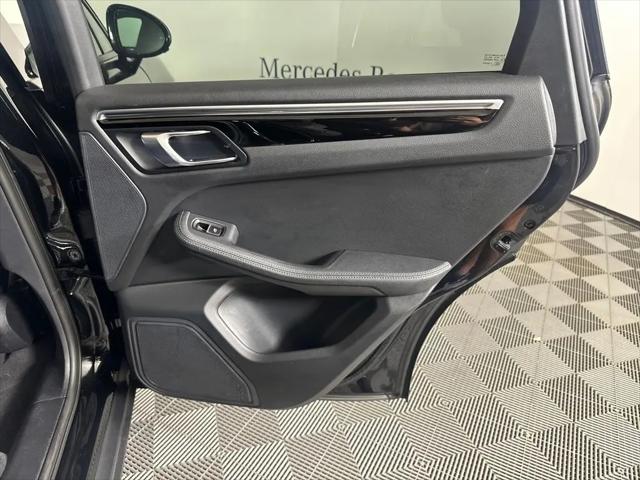 2023 Porsche Macan T