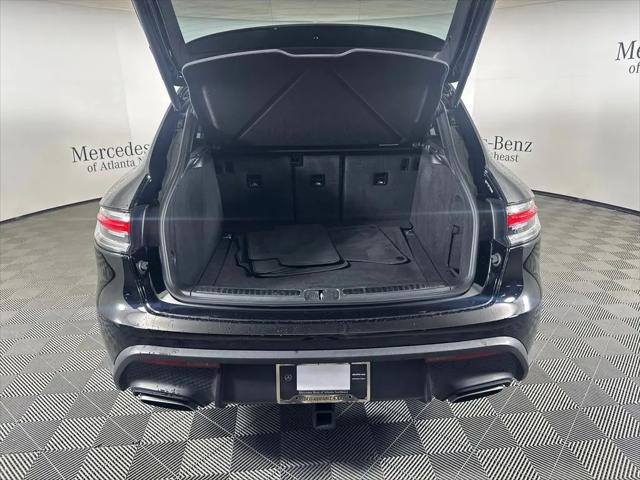 2023 Porsche Macan T