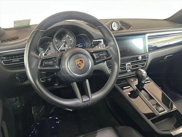 2023 Porsche Macan T