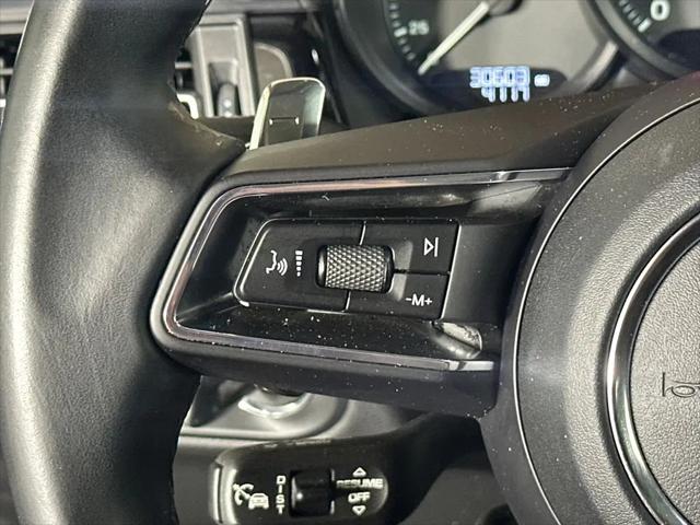 2023 Porsche Macan T