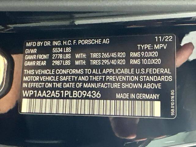 2023 Porsche Macan T