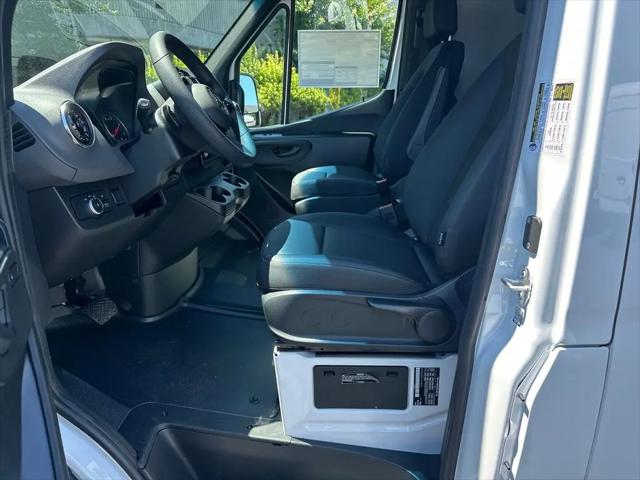 2026 Mercedes-Benz Sprinter 2500 Standard Roof 4-Cyl Diesel